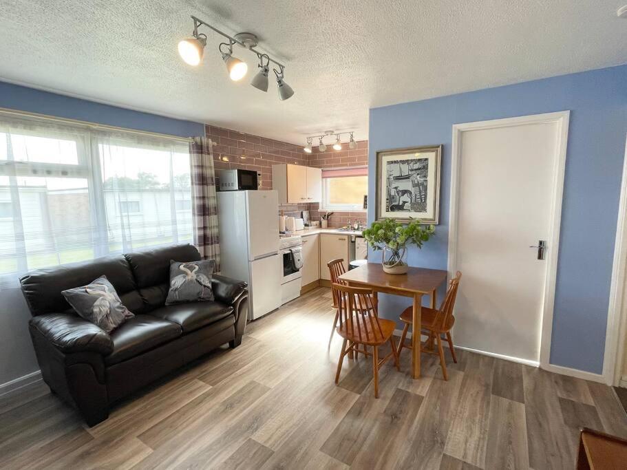 119 Hemsby Holiday Chalet, Convenient For Sandy Beach Exterior photo