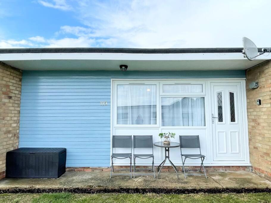 119 Hemsby Holiday Chalet, Convenient For Sandy Beach Exterior photo